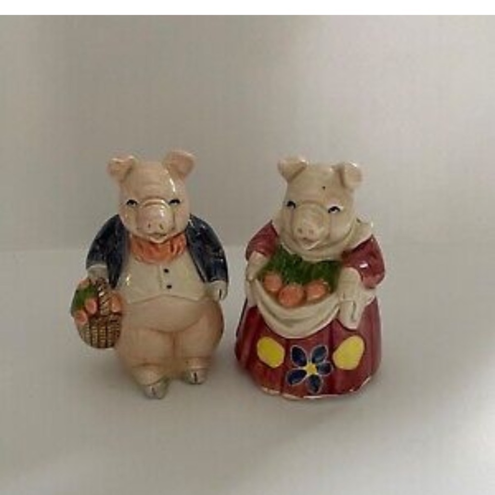 Otagiri Vintage Porcelain Salt and Pepper Piggy Shakers set Japan